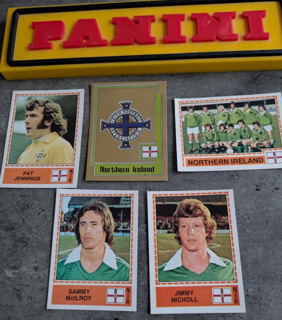 AUTOCOLLANTS PANINI FOOTBALL EUROPE 80 IRLANDE NORD 5x rares, Hobby & Loisirs créatifs, Autocollants & Images, Neuf, Envoi