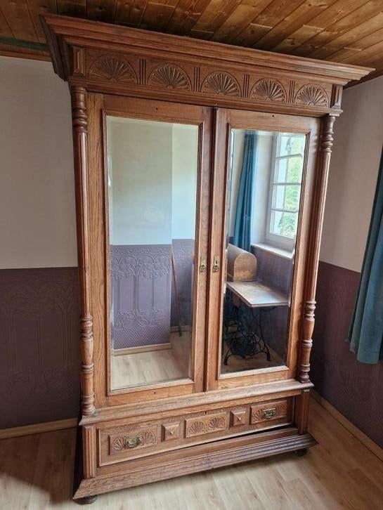 Moet weg, Mooie antieke kast van grootmoeder., Antiek en Kunst, Ophalen