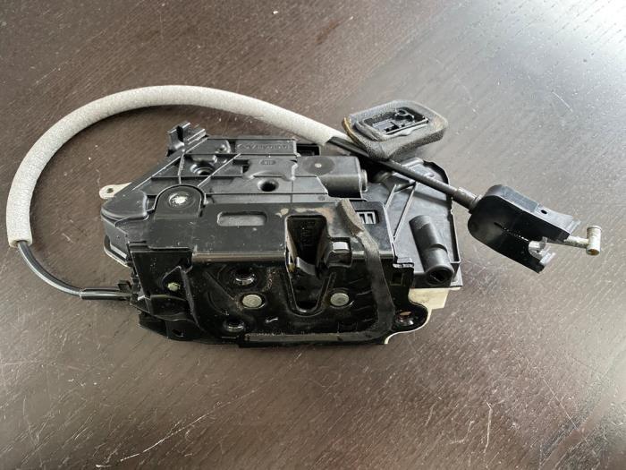Deurslot Mechaniek 2Deurs rechts van een Volkswagen Golf, Ophalen of Verzenden, 3 maanden garantie, Gebruikt, Volkswagen