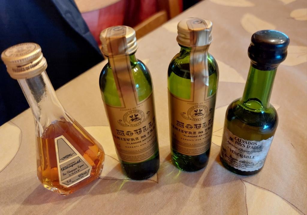 set van 4 alcoholmignonettes 3 cl, Verzamelen, Ophalen of Verzenden