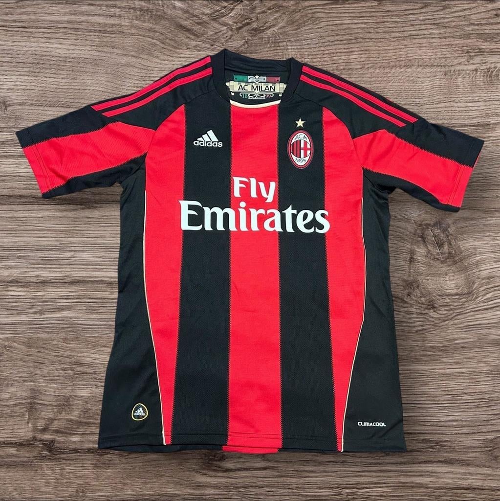 AC Milan Ronaldinho Voetbalshirt Champions League 2011, Sport en Fitness, Ophalen of Verzenden, Zo goed als nieuw