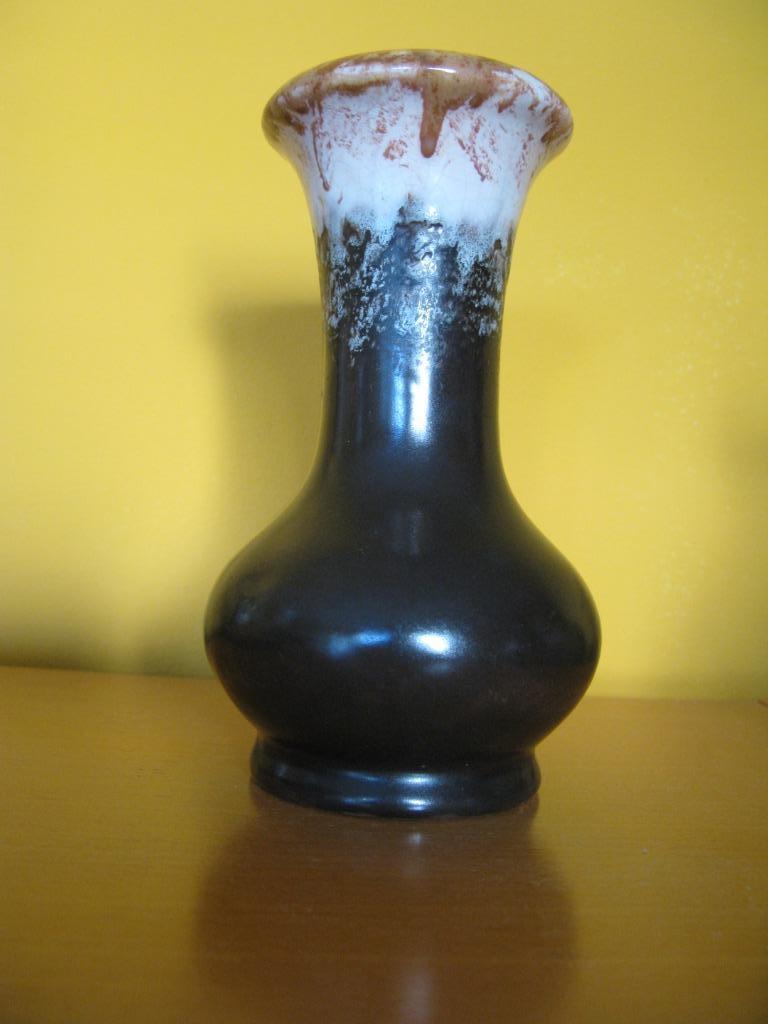 Vase Belge en céramique numéro 250, Enlèvement ou Envoi