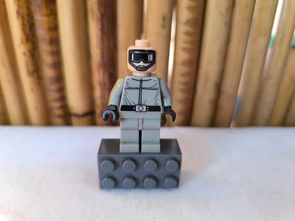 Lego Star Wars minifiguurtje van de AT-ST driver met magneet, Verzamelen, Ophalen of Verzenden, Gebruikt, Actiefiguurtje