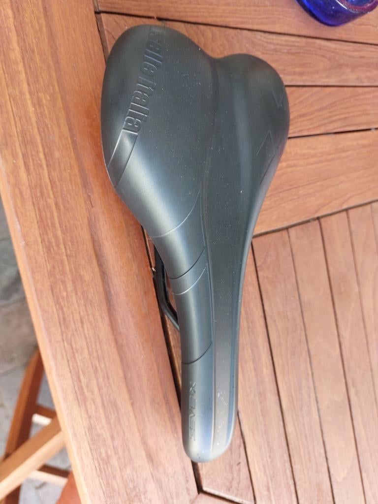 selle italia, Fietsen en Brommers, Fietsonderdelen, Ophalen of Verzenden, Nieuw, Zadel