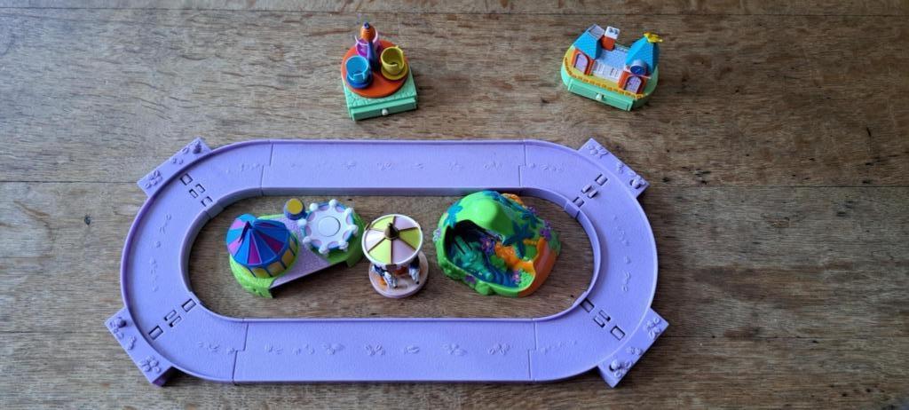 Polly Pocket Disney Magic Kingdom, Enlèvement ou Envoi