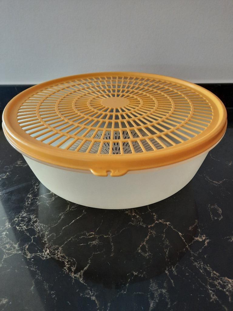 Tupperware vergiet met deksel, Ophalen of Verzenden, Gebruikt, Geel, Overige typen