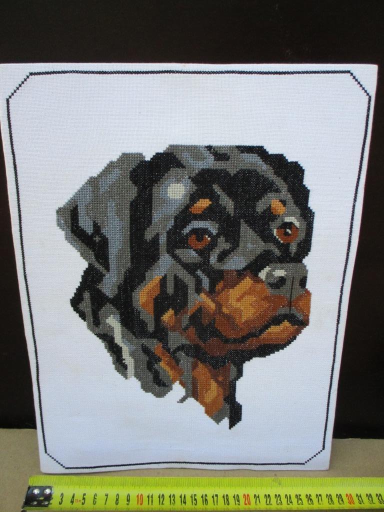 rottweiler borduurwerk op doek , naai doek , handwerkje, Enlèvement ou Envoi