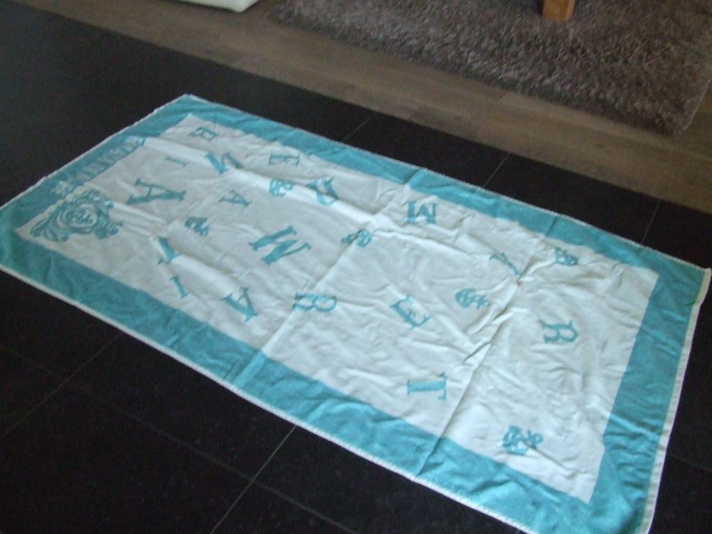 Belle grande serviette de plage « Armata di mare », Maison & Meubles, Salle de bain | Linge de bain & Accessoires, Enlèvement ou Envoi