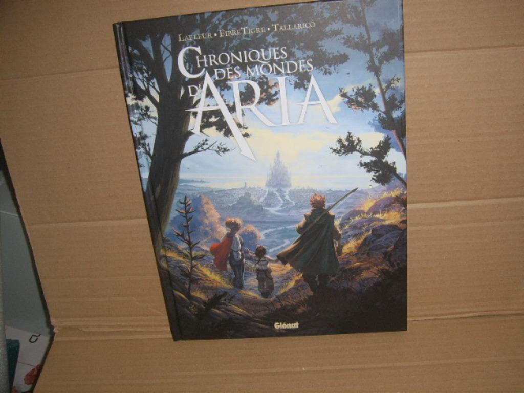 chroniques des mondes d'aria, Livres, Une BD, Enlèvement ou Envoi, Neuf