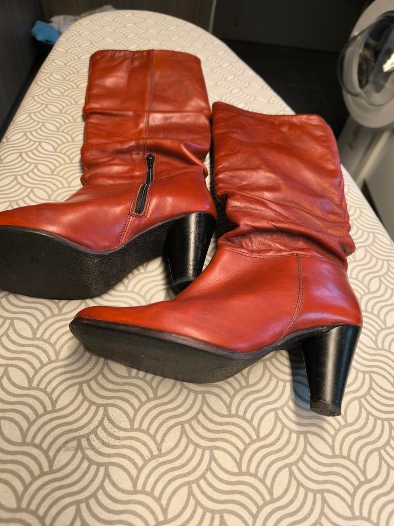 Bottes en cuir rouges, Enlèvement ou Envoi, Porté