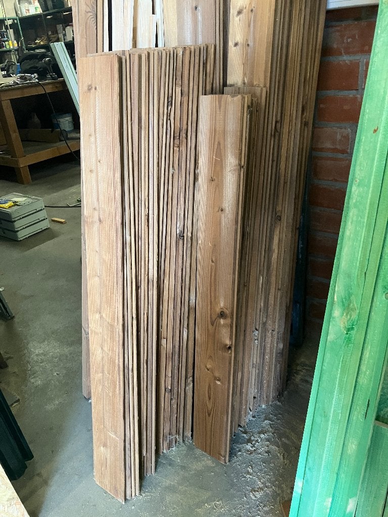Thermowood planchetten tand en groef 17x131mm, Planche, Comme neuf, 250 à 300 cm, Pin