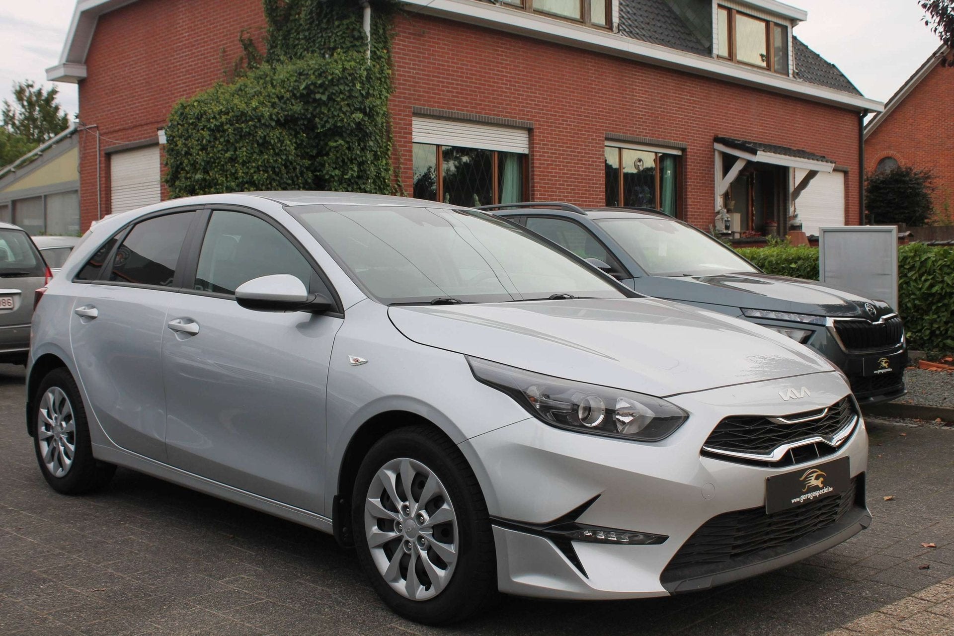Kia Ceed / cee'd, Gebruikt, 4 cilinders, https://public.car-pass.be/vhr/fa91c0e6-0d24-4332-bd8b-92bbe22fb243, 136 pk