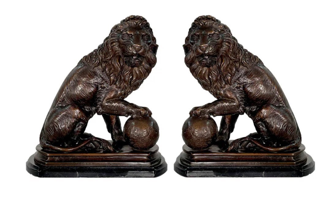 Paar bronzen leeuwen, Ophalen, Brons