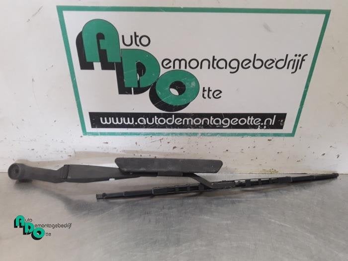 Bras essuie-glace avant d'un Mazda MX-5 (MX-5 NB 98-), Autos : Pièces & Accessoires, Vitres & Accessoires, -, 3 mois de garantie