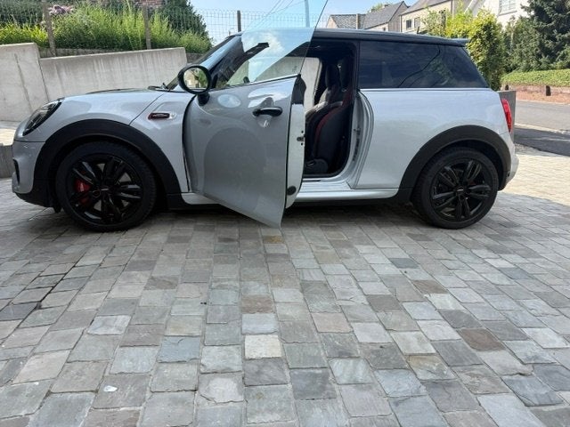 mini-voiture John Cooper Works, Autos, Cuir et Alcantara, Achat, Euro 6, Entretenue par le concessionnaire