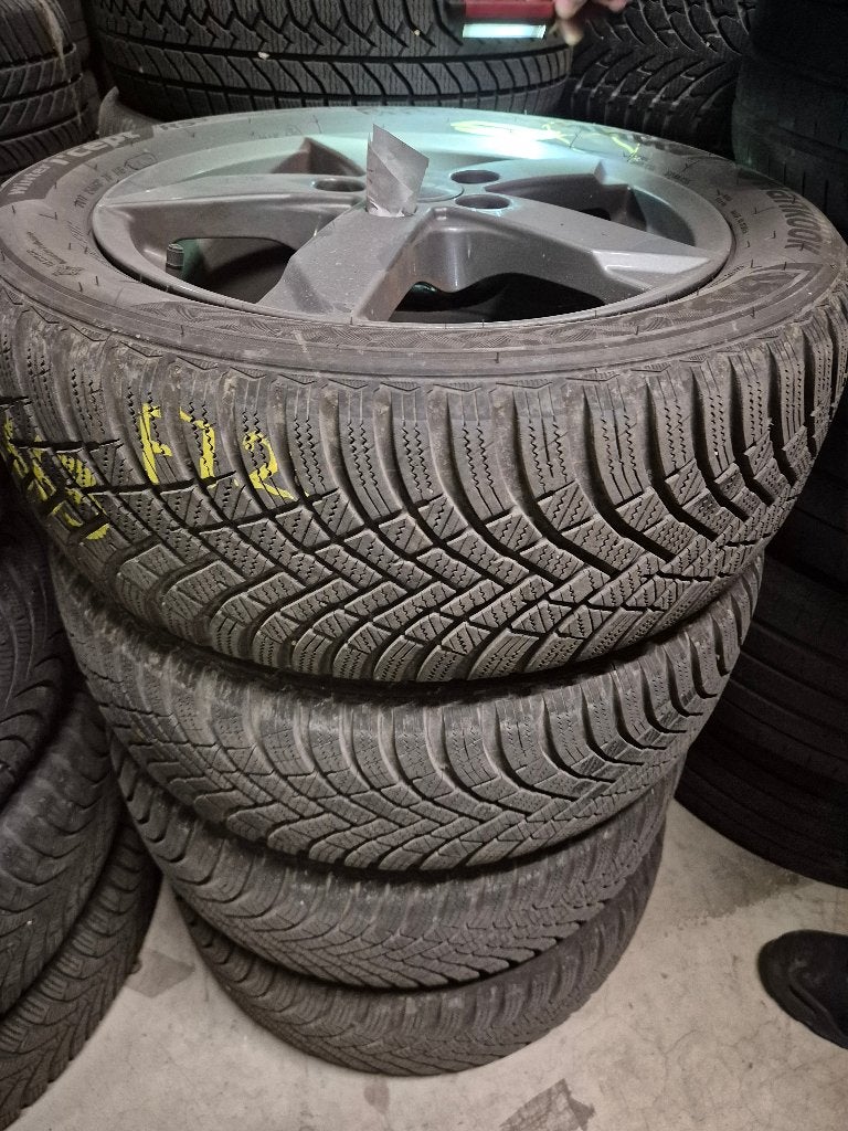 Wintervelgen + winterbanden 205/55/R16 12/2025, Auto-onderdelen, Ophalen, Gebruikt, 16 inch, Banden en Velgen