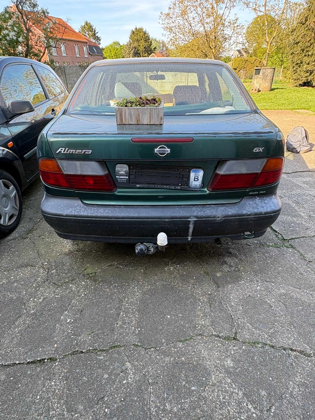 Auto wrak, Ophalen, Gebruikt, Nissan