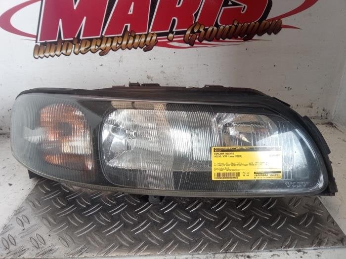 Phare droit d'un Volvo V70, -, -, 3 mois de garantie, -
