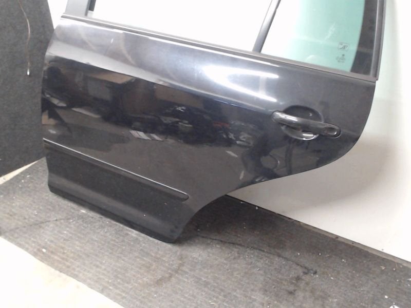 PORTIER LINKS ACHTER LC9Z zwart Golf Plus (5M1 / 1KP), Gebruikt, Volkswagen AG, Kundenbetreuung@volkswagen.de, Achter