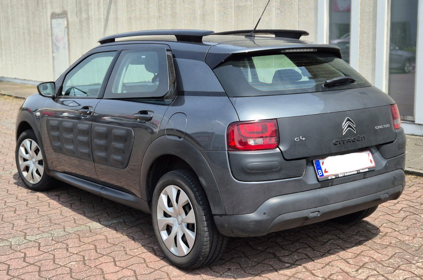 Citroen C4 CACTUS 12benz 2016.160mkm gps clima 4999€, Autos, Citroën, Achat, Euro 6, Bluetooth, Boîte manuelle