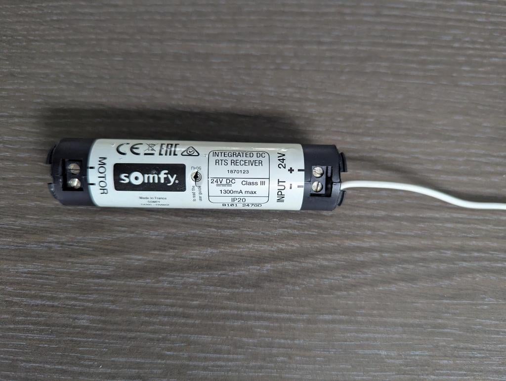 Somfy RTS 25 DC Inbouw Ontvanger – Draadloze bediening, Ophalen, Gebruikt