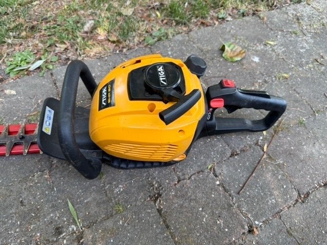 Benzine haagschaar Stiga, Ophalen, Gebruikt, Benzine, Stiga