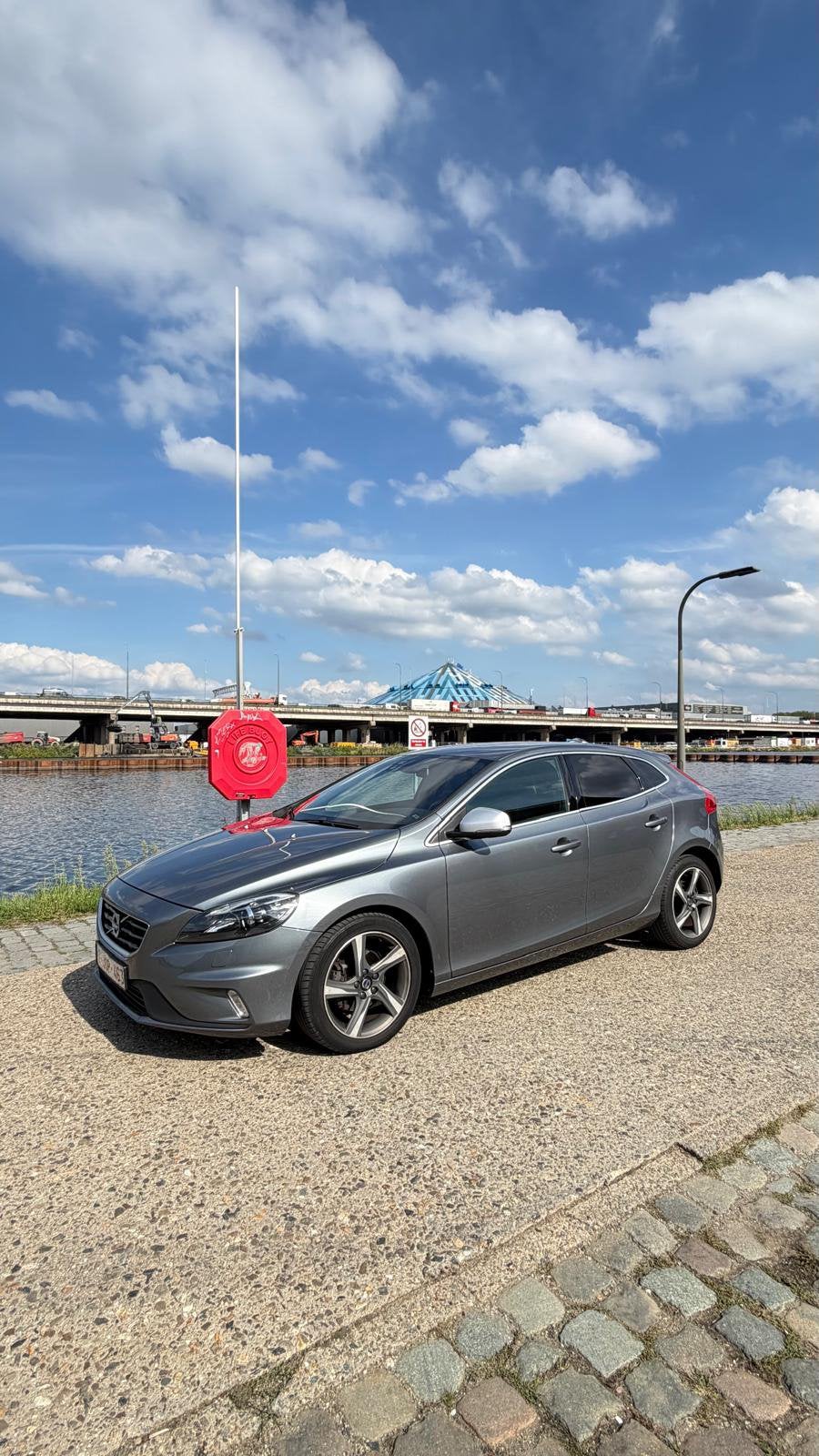 Prachtige Volvo V40 D2 R-Design (Full Option), Auto's, Volvo, Euro 6, Particulier, Cruise Control, Te koop