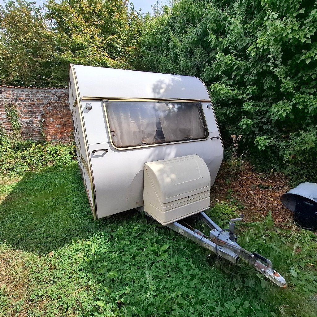 caravane, 4 à 5 mètres, Particulier, 500 - 750 kg, Autre