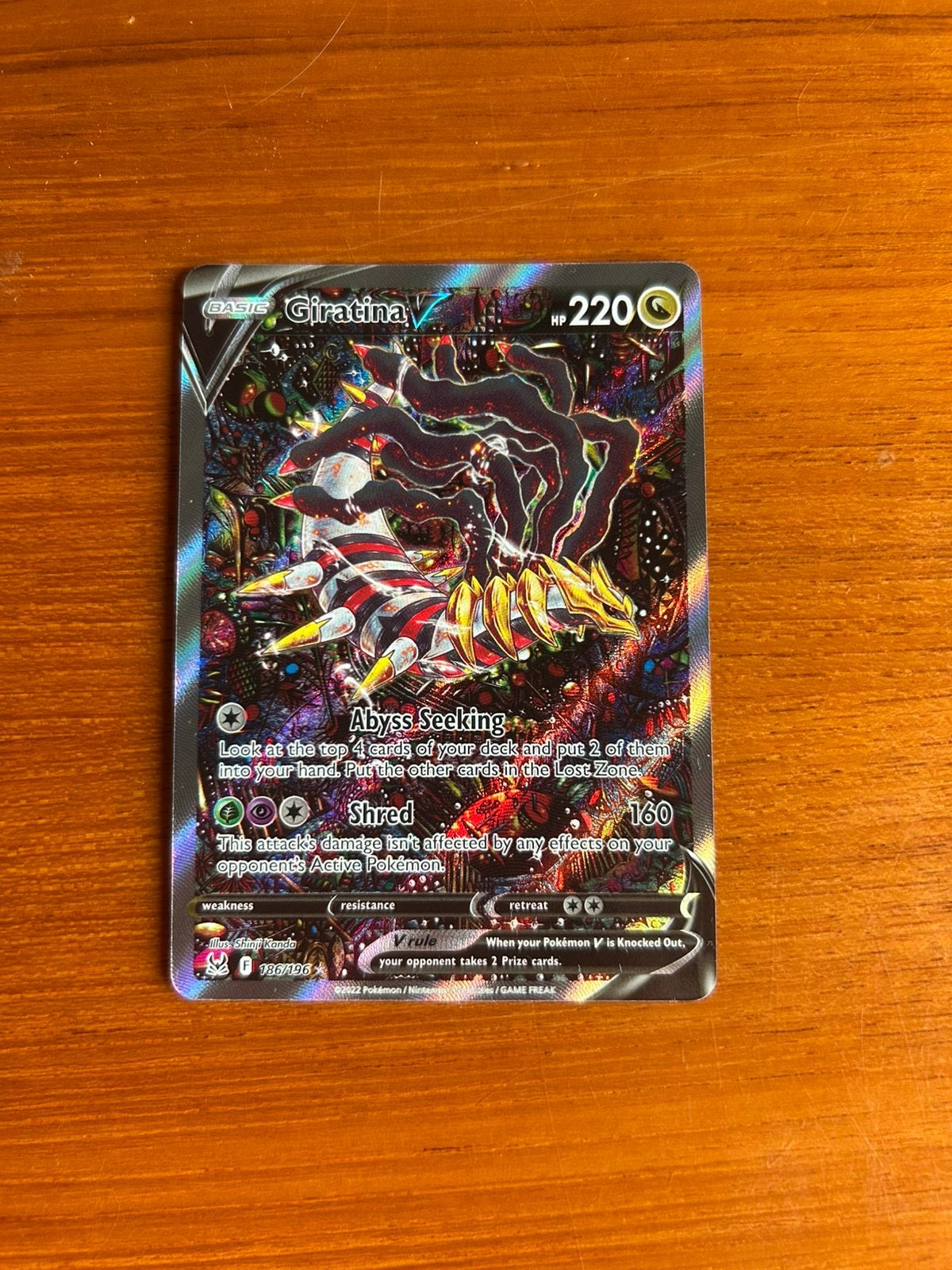 Giratina V, Hobby en Vrije tijd, Ophalen of Verzenden, Zo goed als nieuw, Losse kaart, Foil