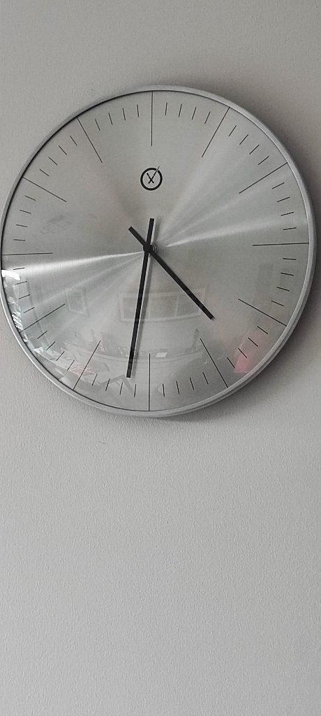 **moderne  wandklok analoog Sompex .    *AAN ELK ERNSTIG BOD, Enlèvement, Fonctionne sur piles, Horloge murale, Analogique
