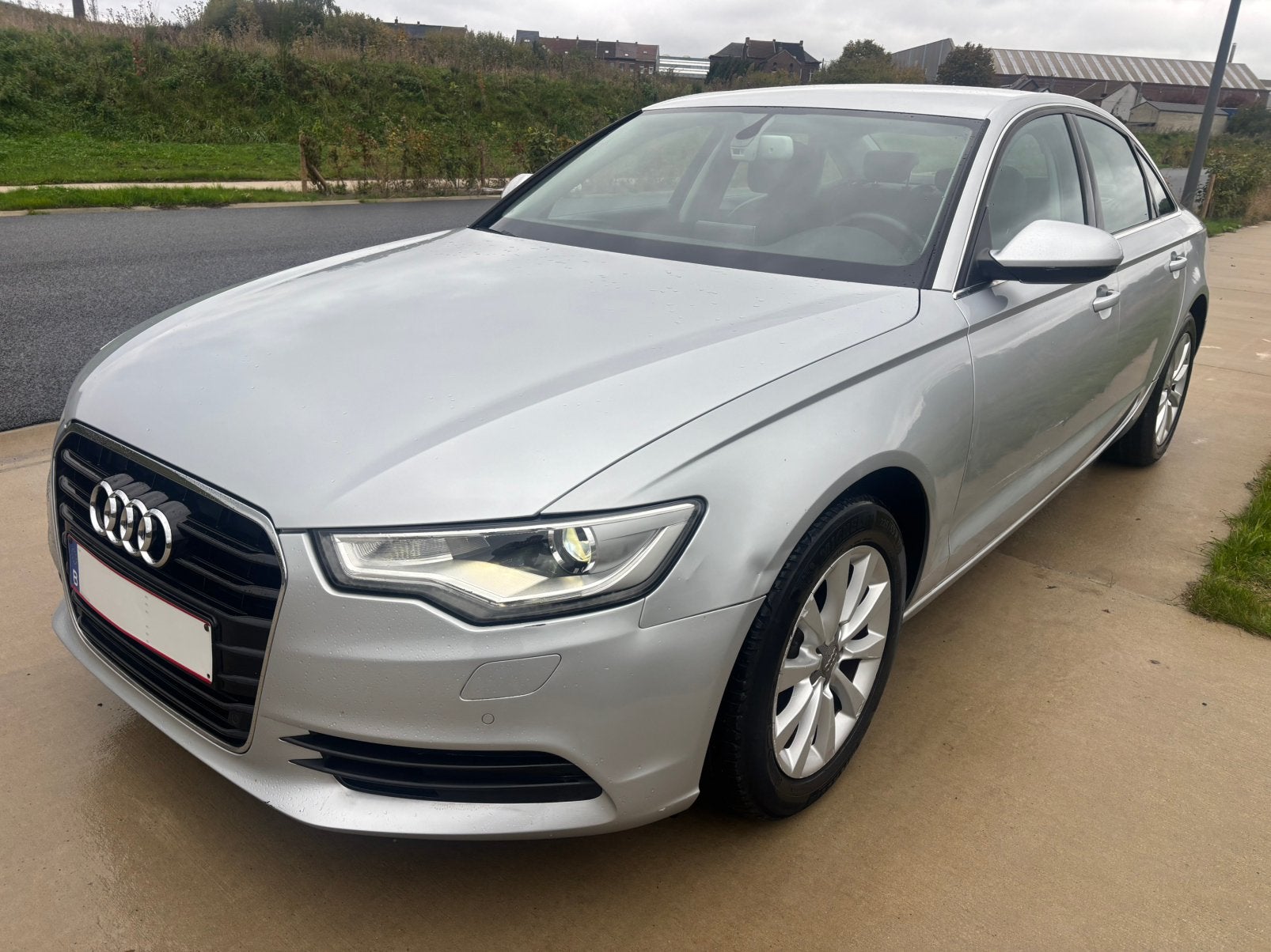 Audi A6 2.0 TDI 2012 60000km CERTIFIÉS Car-Pass AvecGARANTIE, Cuir, Entreprise, Boîte manuelle, Ordinateur de bord