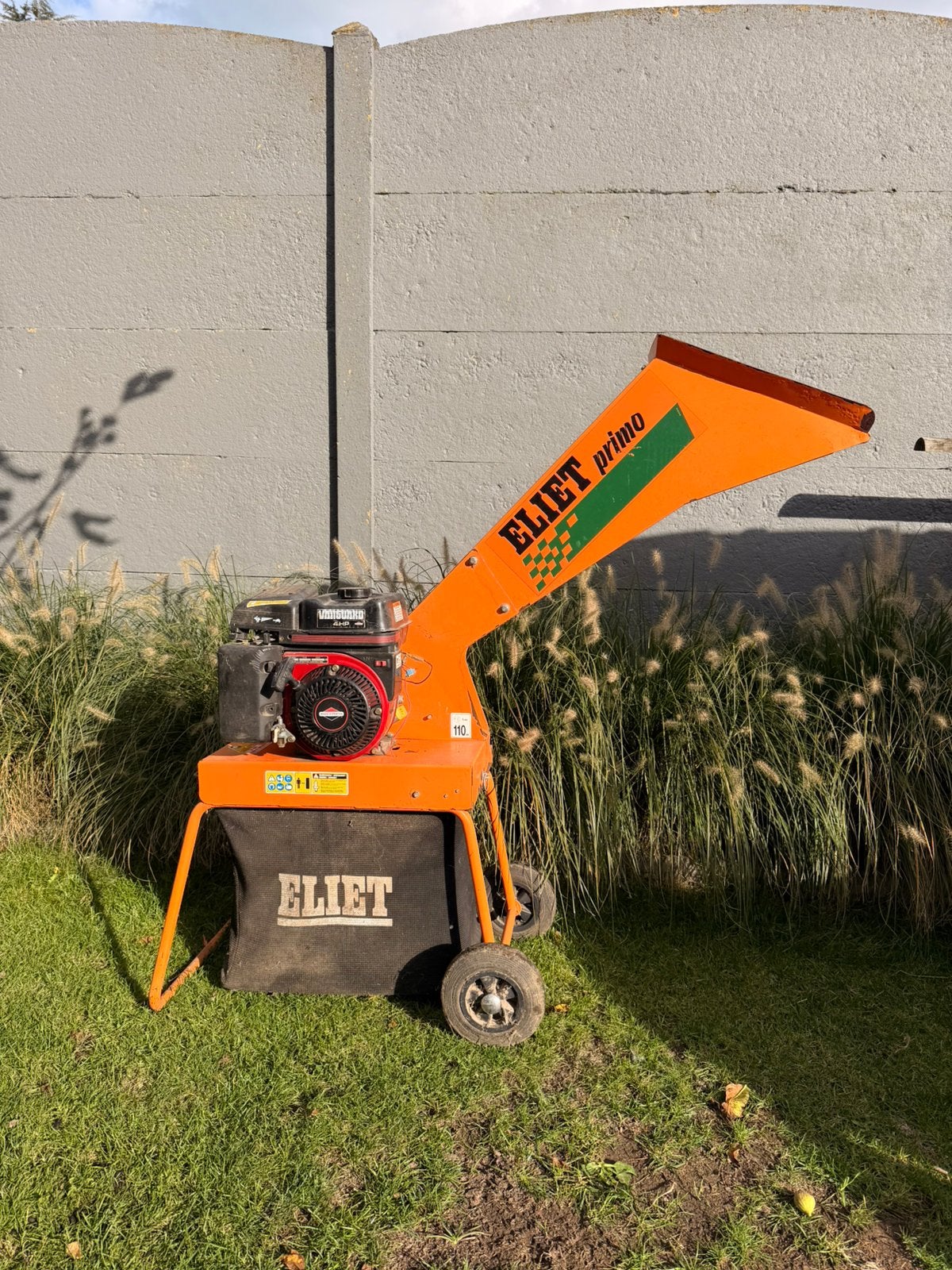 Hakselaar Eliet primo, Tuin en Terras, Ophalen, Gebruikt, Benzine, Met opvangbak