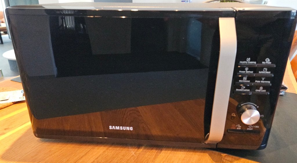 Samsung microgolfoven 1000Watt, Elektronische apparatuur, Microgolfovens, Ophalen, Microgolfoven, Zo goed als nieuw, Draaiplateau