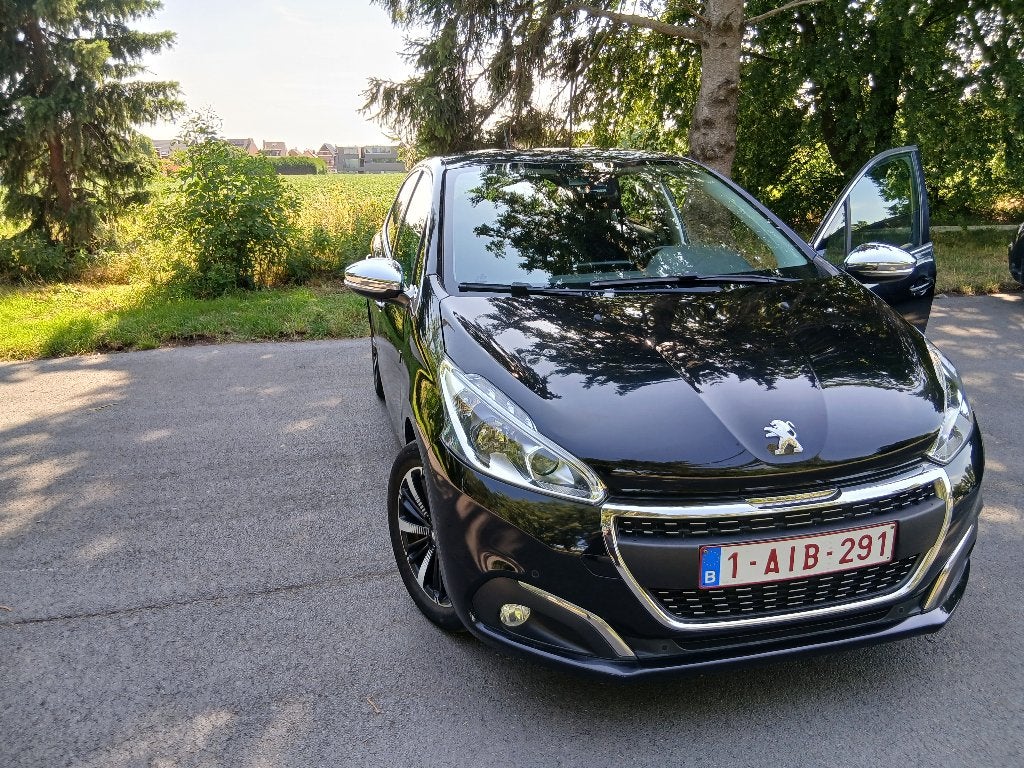 Peugeot 208 Allure automatique, Autos, Peugeot, Achat, Entretenue par le concessionnaire, Automatique, Particulier