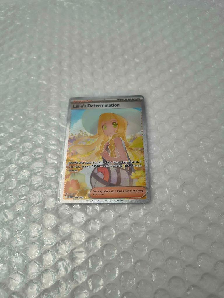 Lillie's Determination (MEG 184), Ophalen of Verzenden, Zo goed als nieuw, Losse kaart, Foil