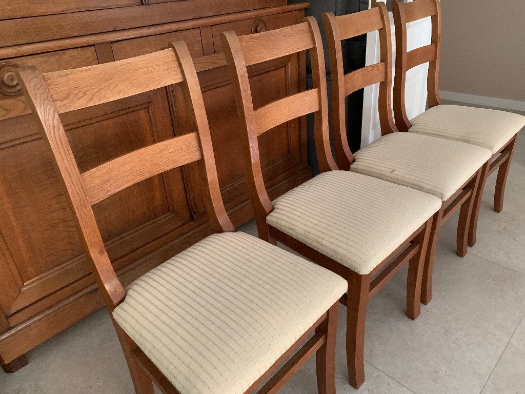stoelen, Ophalen, Gebruikt