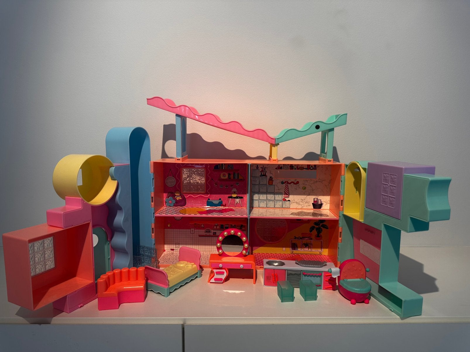 LOL suprise poppenhuis, Kinderen en Baby's, Ophalen, Poppenhuis