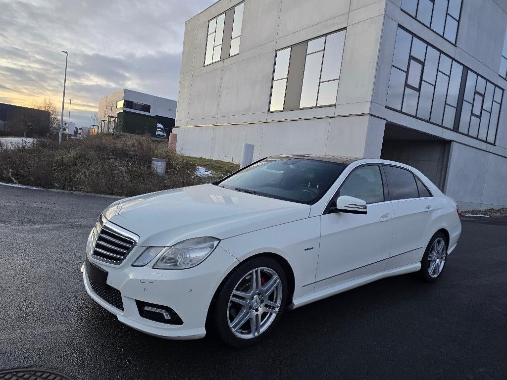 Mercedes E250CDI Avantgarde - AUTOMAAT - 05/2009 - EURO 5, Auto's, Mercedes-Benz, Bedrijf, Te koop, ABS, Adaptieve lichten, Airbags
