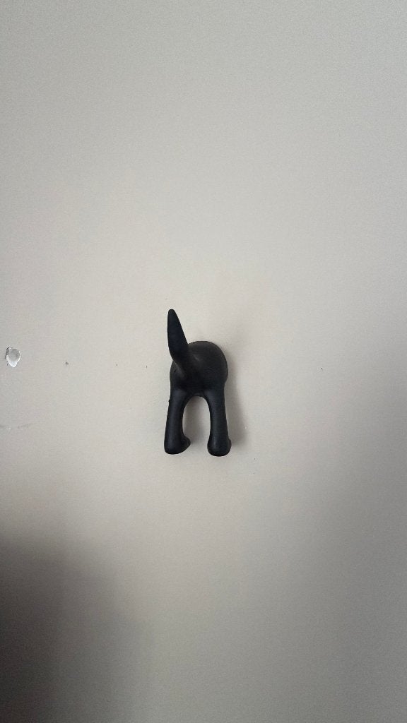 3 zwarte kapstokken hond, Ophalen, Zo goed als nieuw, Wandkapstok
