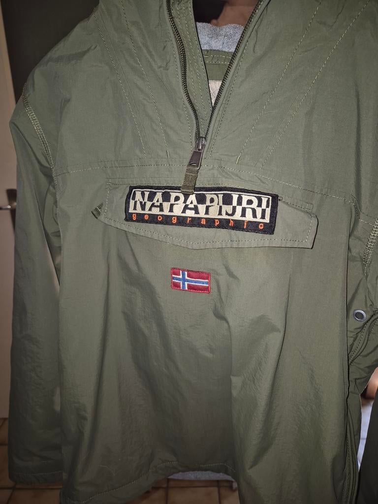 proper jongensvestje, Ophalen