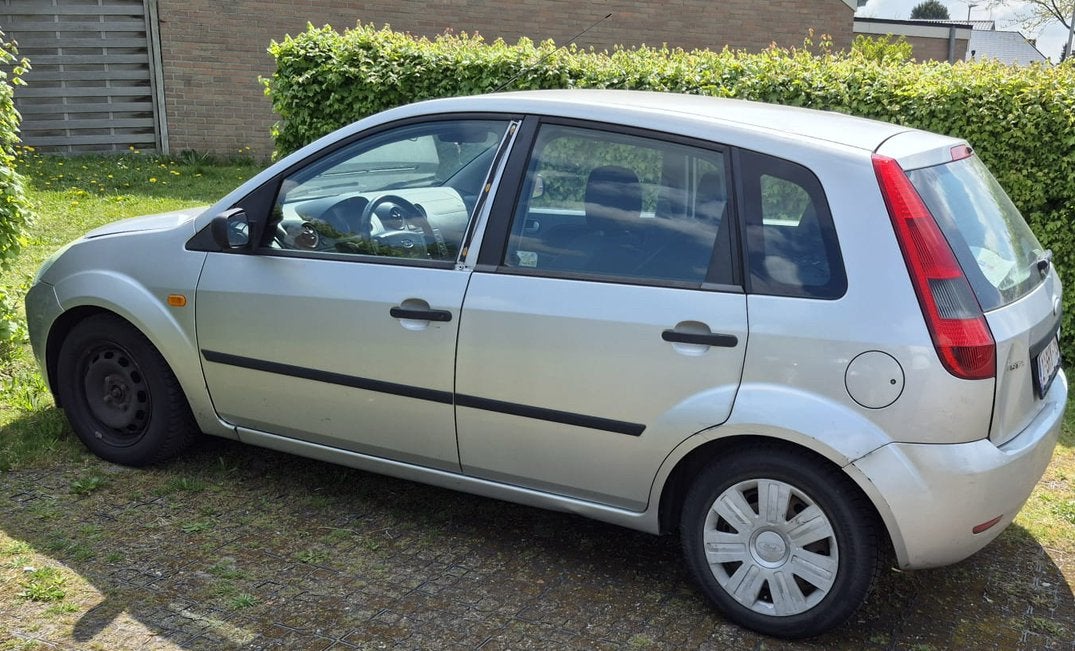 Opel Fiesta EXPORT/ONDERDELEN, Auto's, 4 deurs, Particulier, Te koop, Handgeschakeld