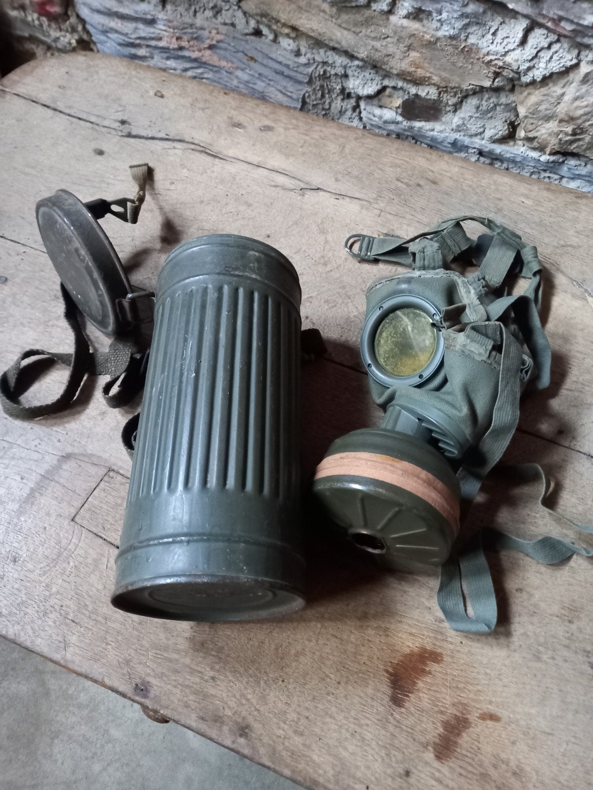 Masque anti-gaz allemand., Enlèvement ou Envoi