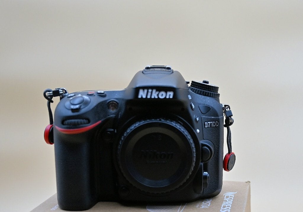 Nikon D7100, Sans zoom optique, Enlèvement ou Envoi, Comme neuf, Câble USB