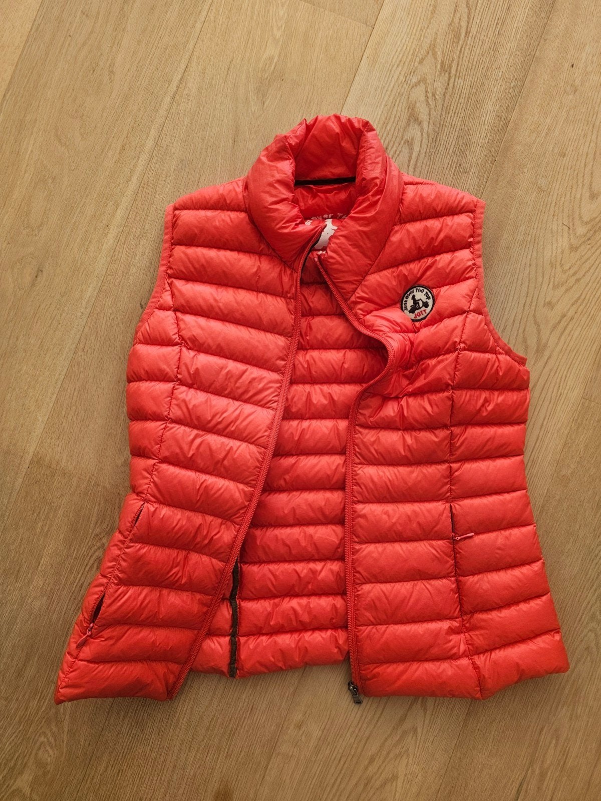 ZGAN prachtig mouwloos donzen jack J.O.T.T. SEDA -S- NP €145, JOTT SEDA, Envoi, Taille 36 (S), Rouge