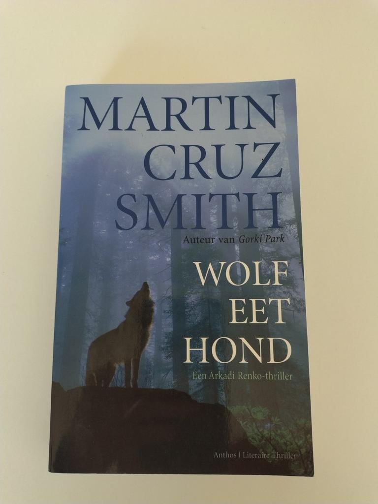 Martin Cruz Smith - Wolf eet hond, Enlèvement ou Envoi, Martin Cruz Smith