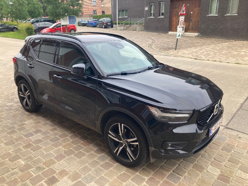 Volvo XC40, Auto's, Volvo, 1969 cc, Zwart, 131 g/km, Particulier
