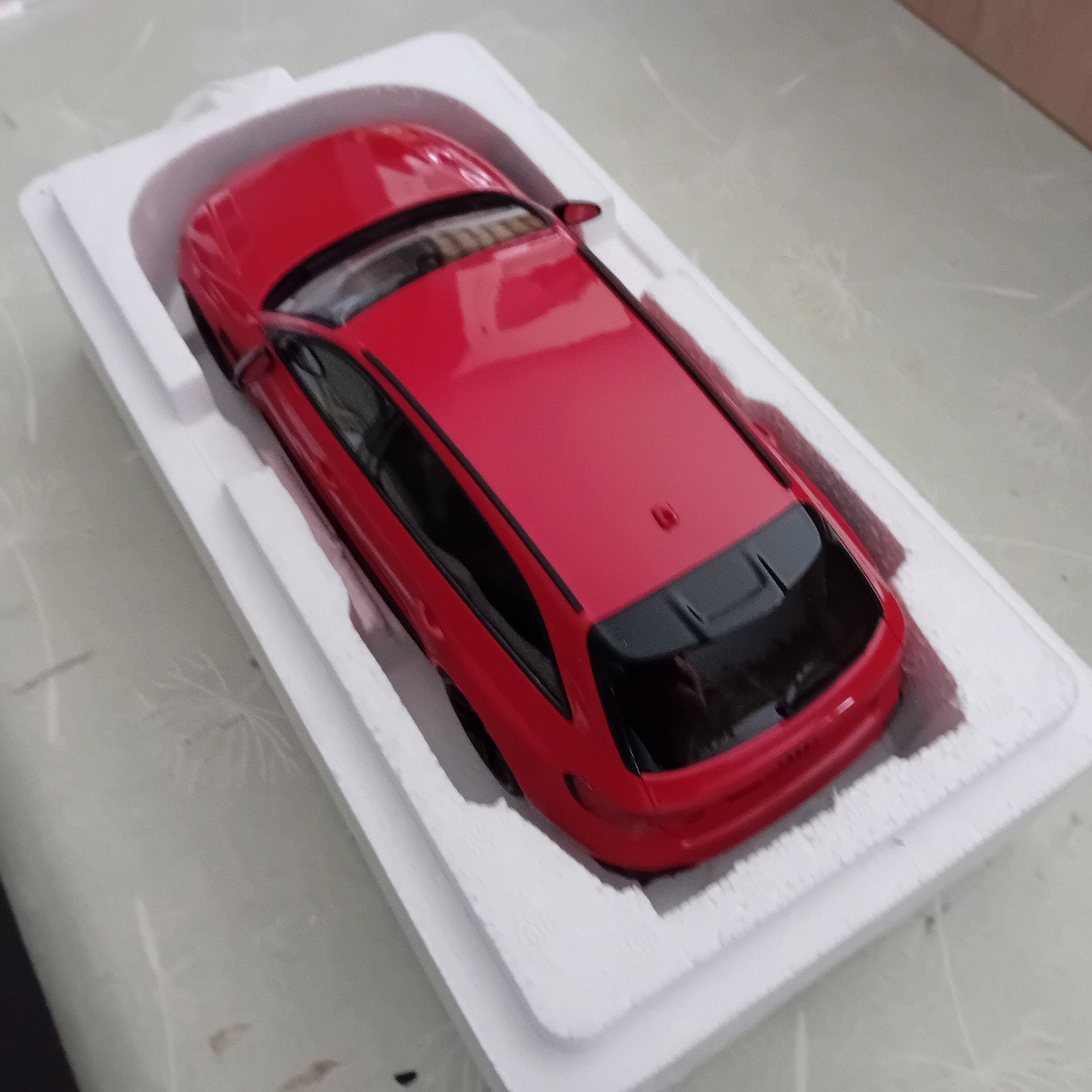 gt spirit audi 1.18  abt rs4s red, Ophalen of Verzenden
