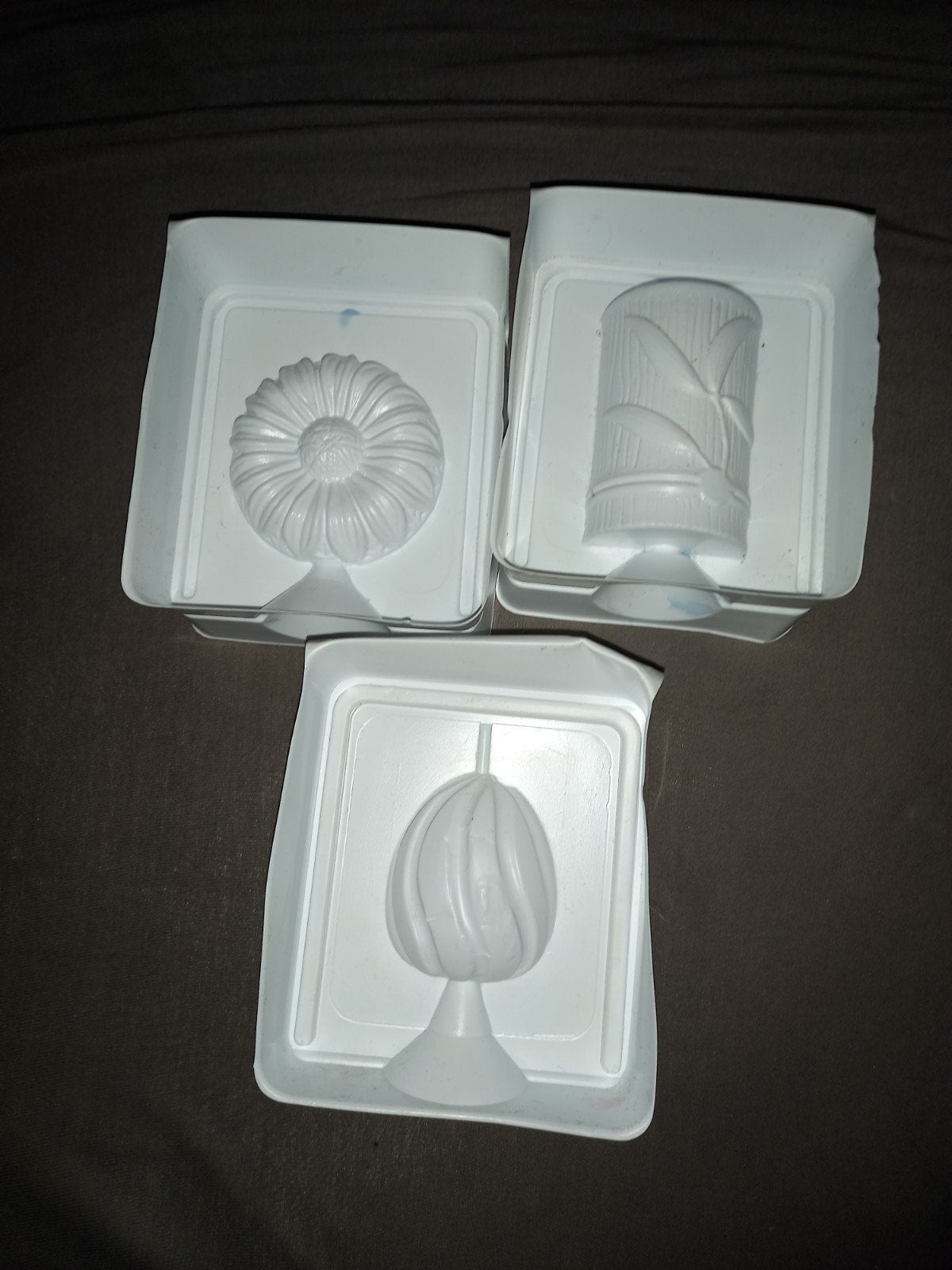 3 moules à bougies, Huis en Inrichting, Woonaccessoires | Kandelaars en Kaarsen, Ophalen of Verzenden