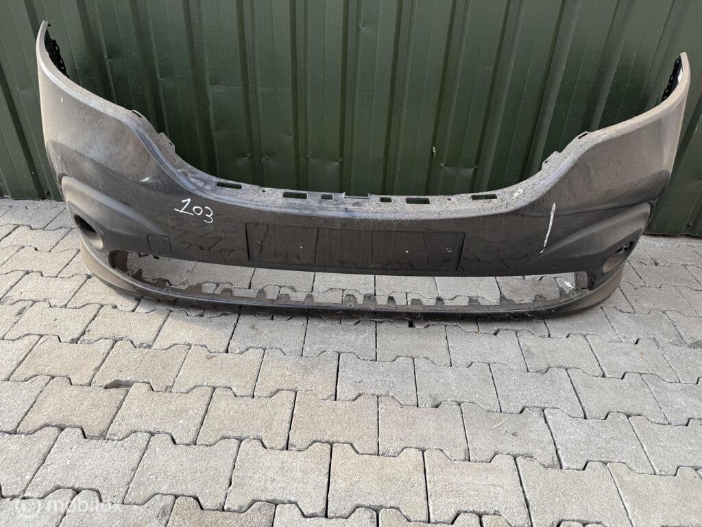 Voorbumper renault trafic 3 620223916r Origineel, Gebruikt, Voor, Ophalen of Verzenden, Bumper