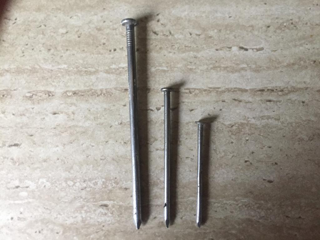 Nagels, Ophalen, Zo goed als nieuw